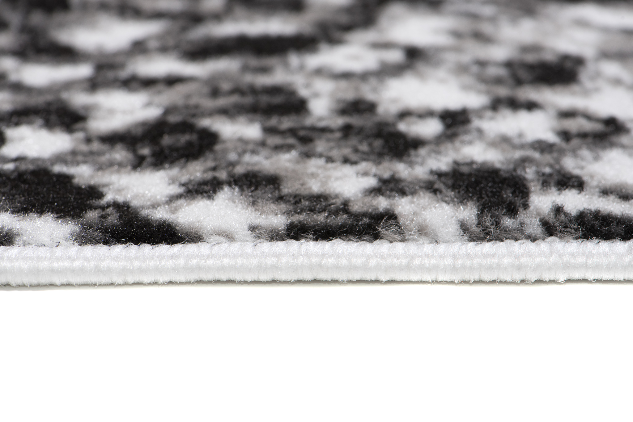 Teppich Dream Modern Kurzflor Schwarz Grau Schlange Design