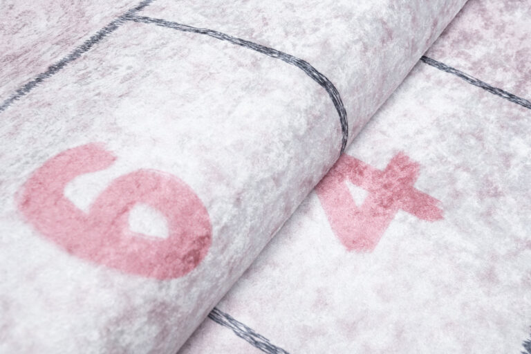 Teppich Emma Kinderzimmer Rosa Hasen Himmel und Hölle