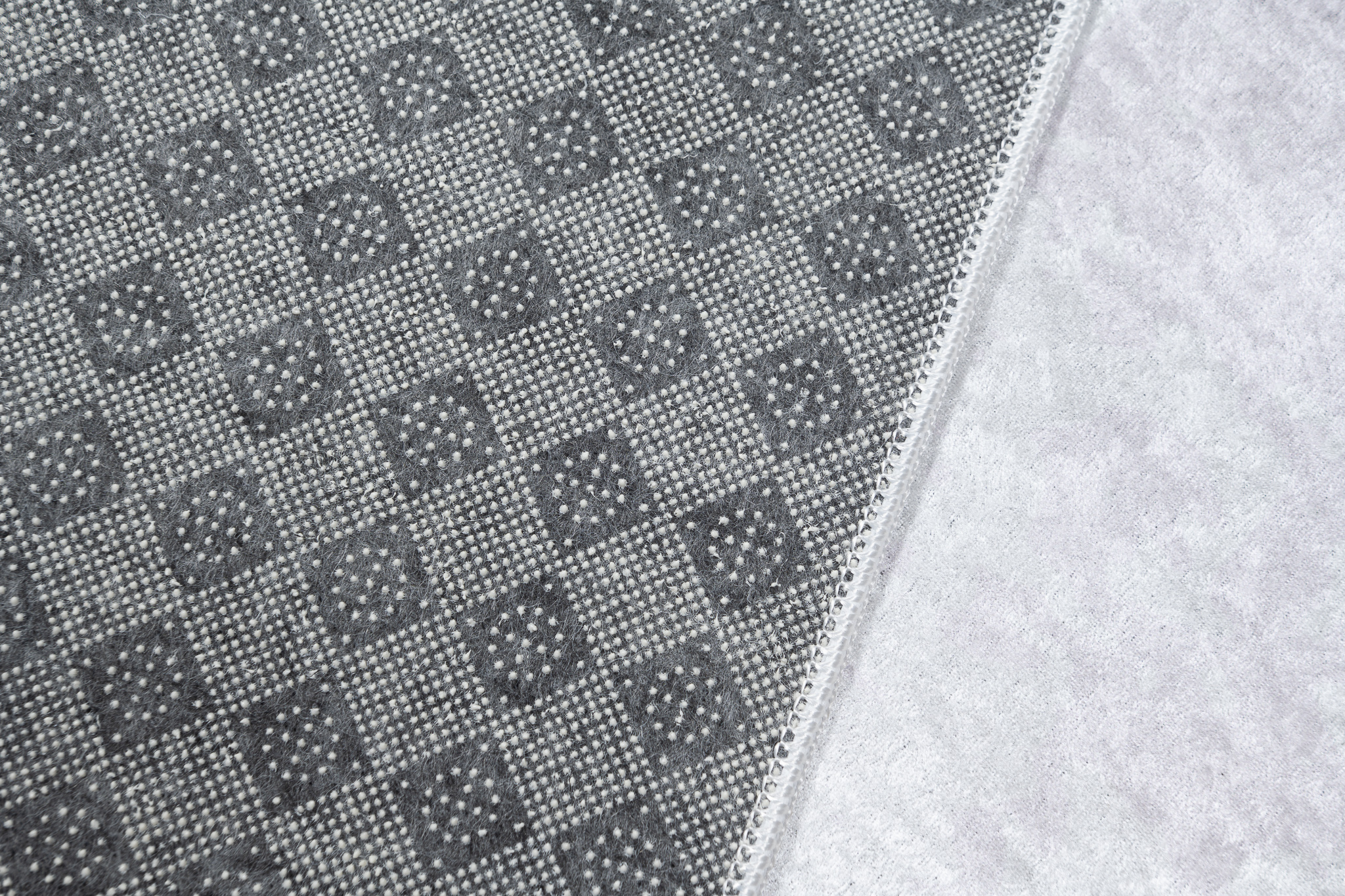 Teppich Emma Kinderzimmer Grau Mädchen Bär Rutschfest